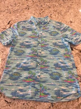 Vineyard Vines Whale Shirt Mens M Short Sleeve Button Up Hawaiian Palms Cotton